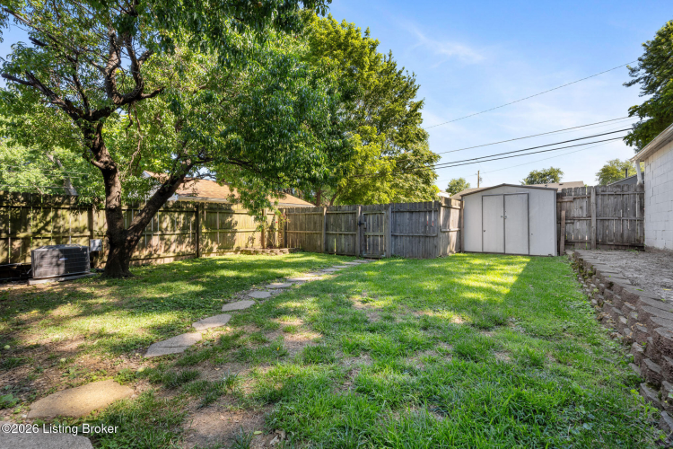 Listing Image 44