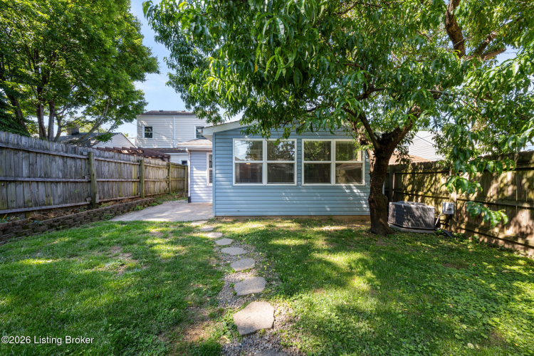 Listing Image 45