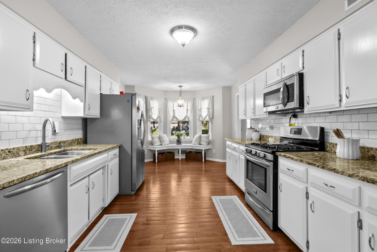 Listing Image 14