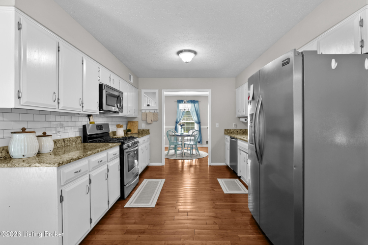 Listing Image 18