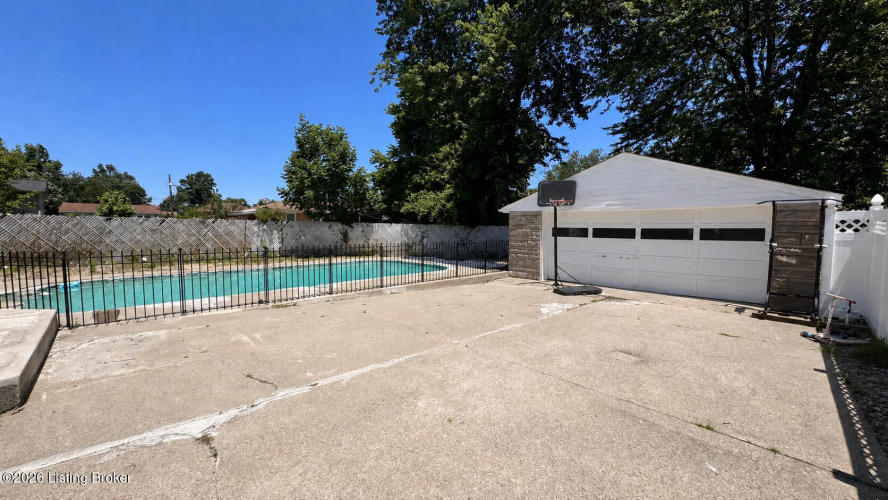 Listing Image 34
