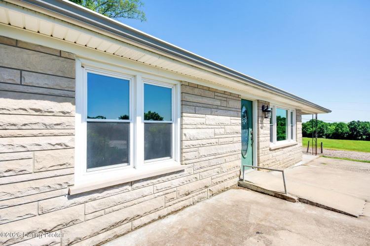 Listing Image 114
