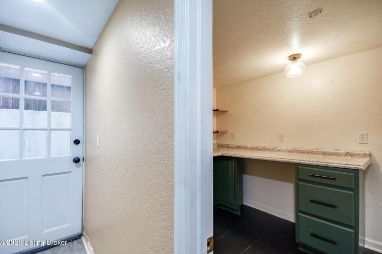 Listing Image 65