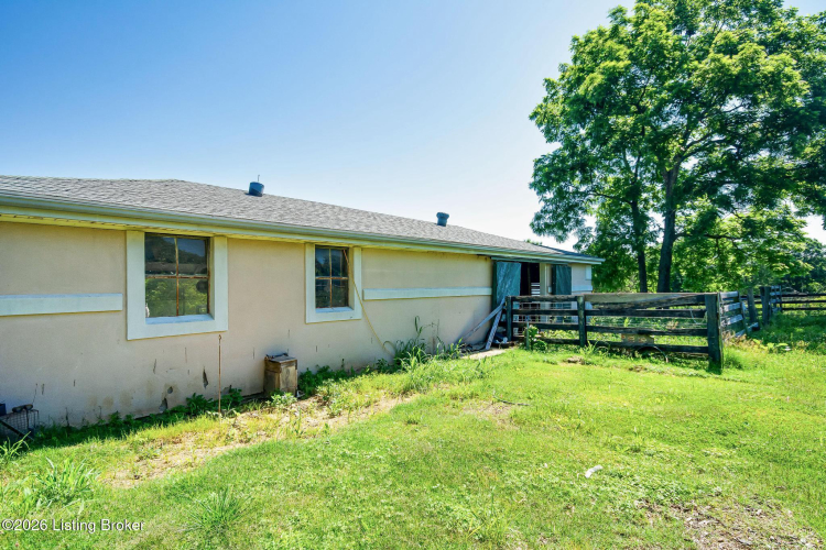 Listing Image 74