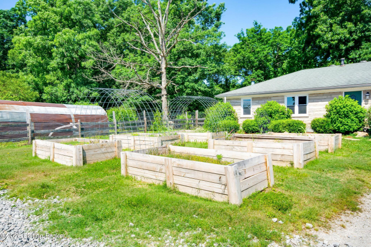 Listing Image 76