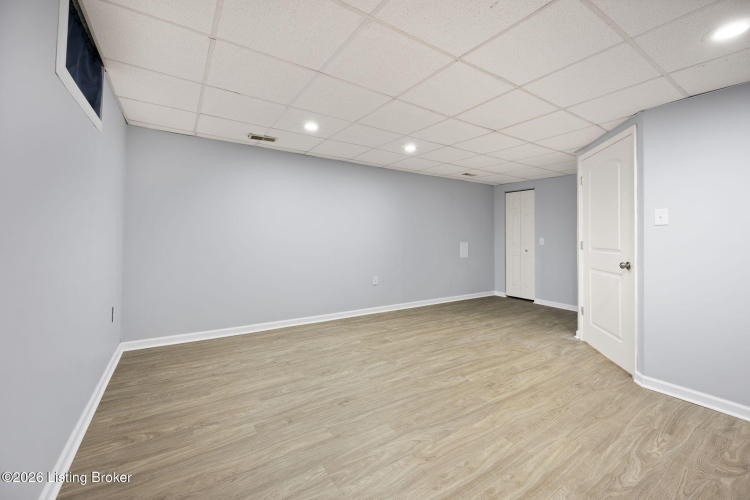 Listing Image 55