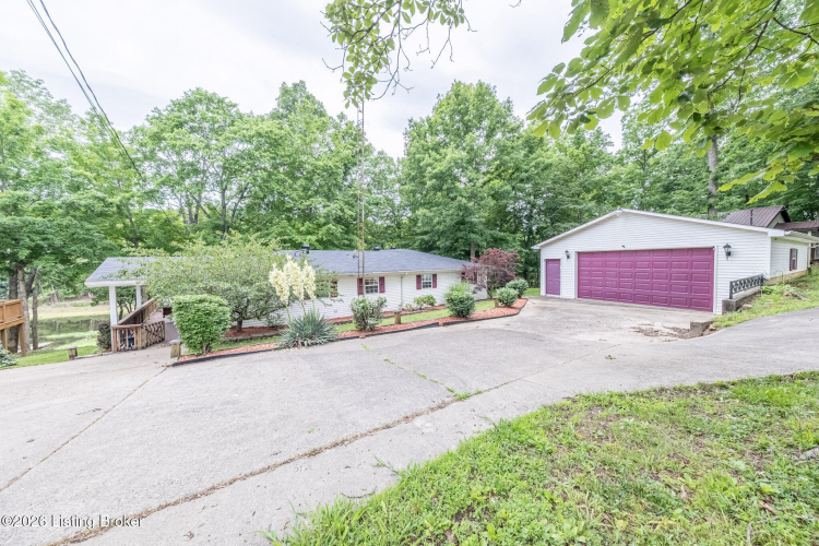 Listing Image 58