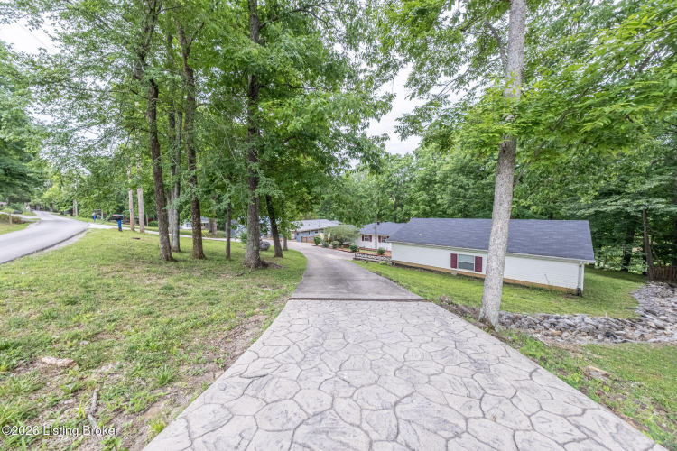 Listing Image 64
