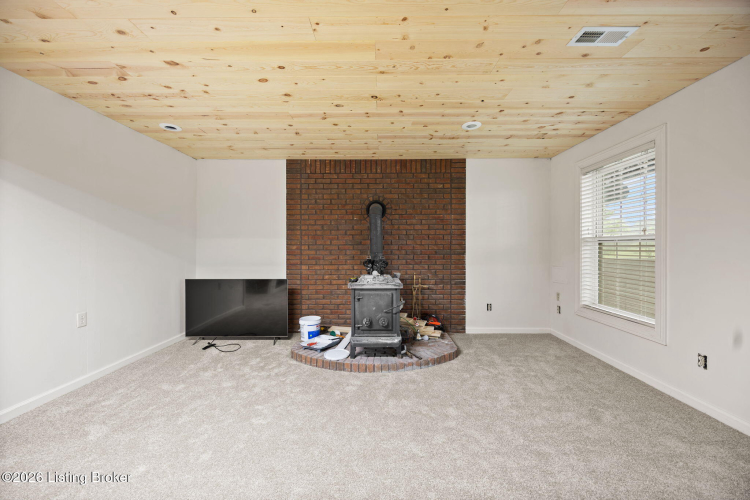 Listing Image 46