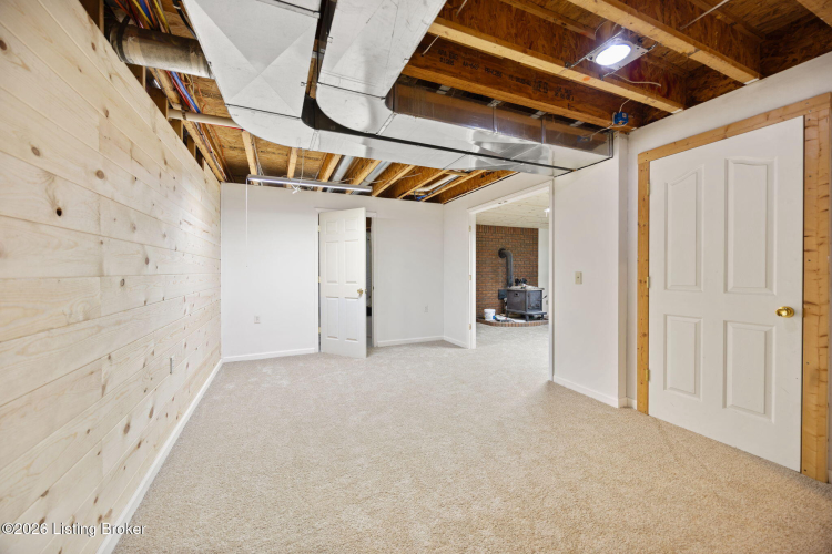 Listing Image 50