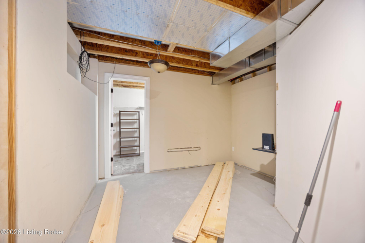 Listing Image 51