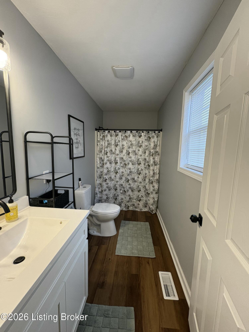Listing Image 18