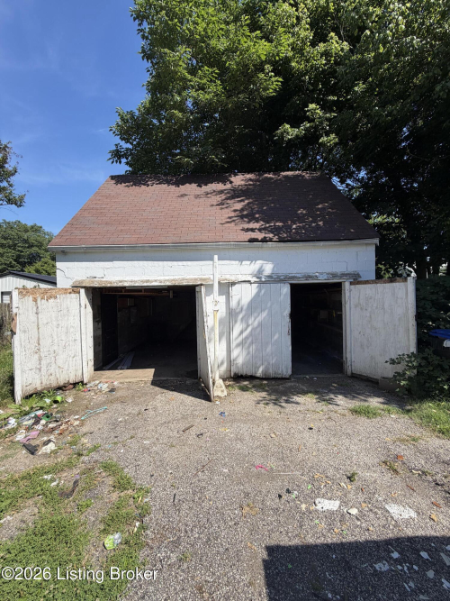 Listing Image 10