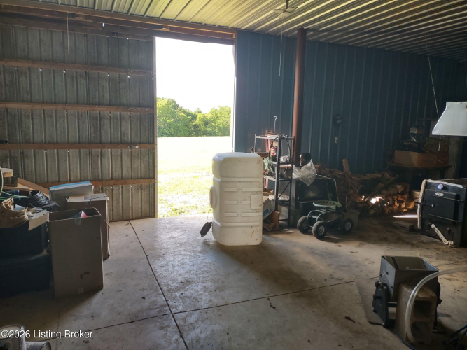 Listing Image 80