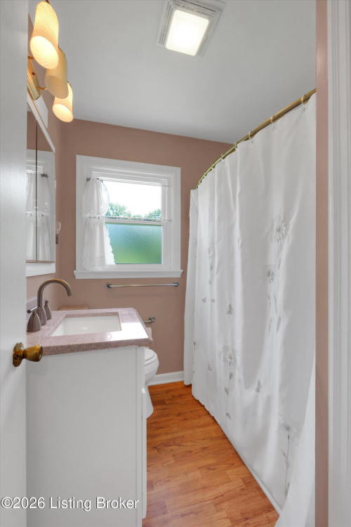 Listing Image 19