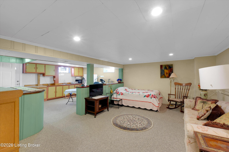 Listing Image 35