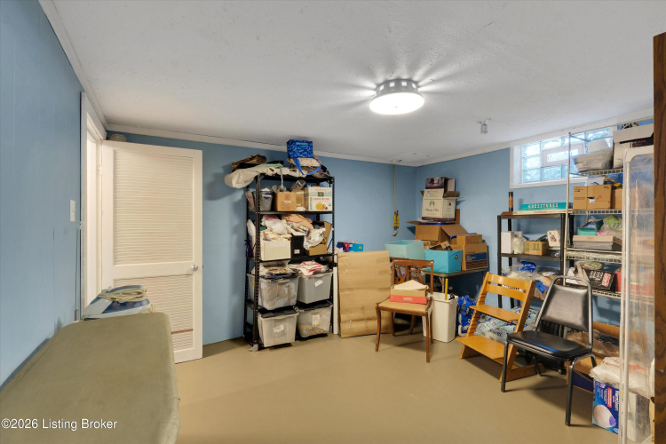 Listing Image 44