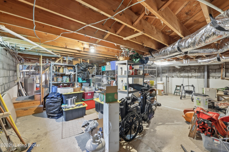 Listing Image 42
