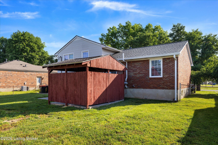 Listing Image 42