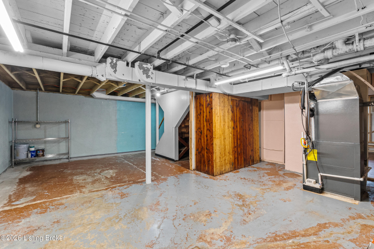 Listing Image 37