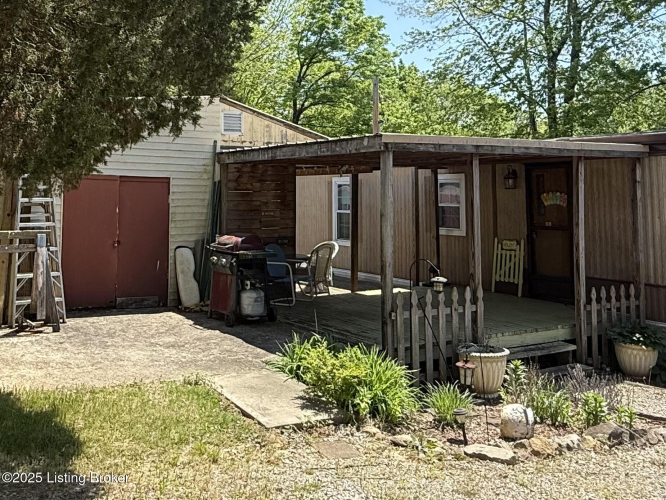 Listing Image 6