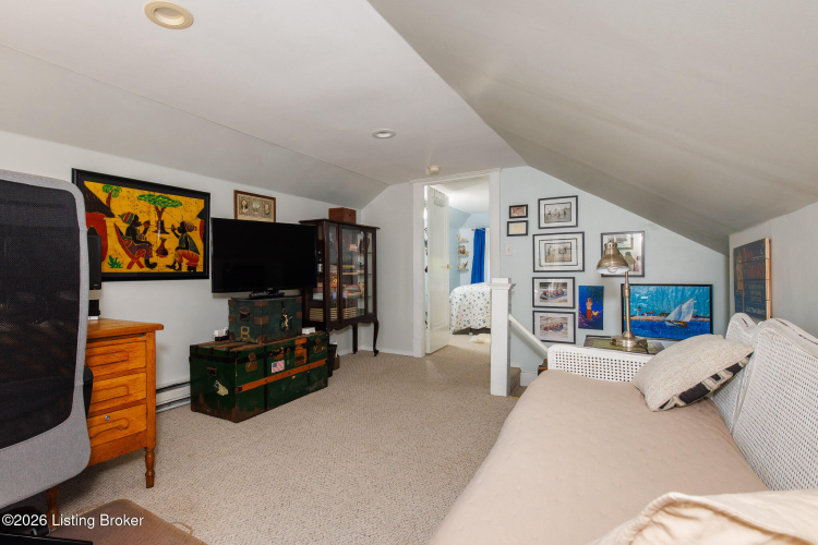 Listing Image 68