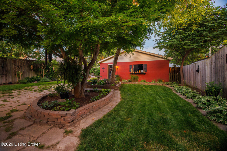 Listing Image 82
