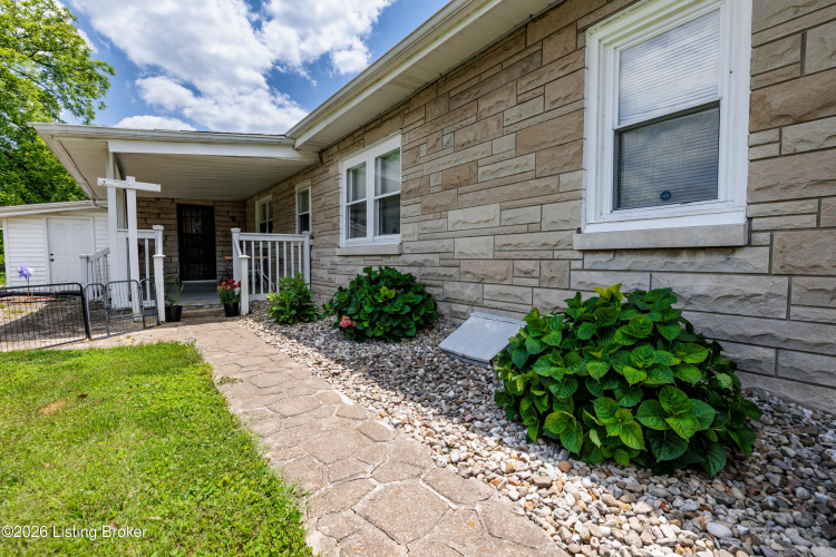 Listing Image 29