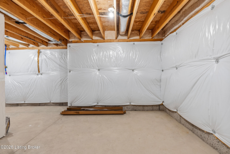 Listing Image 48