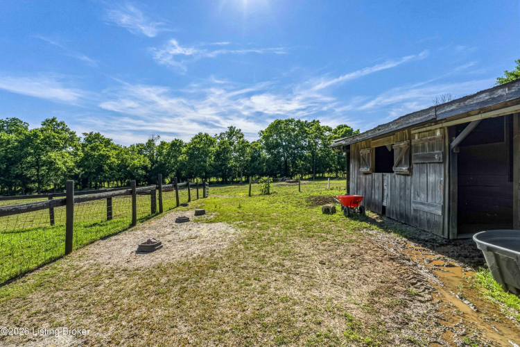 Listing Image 50