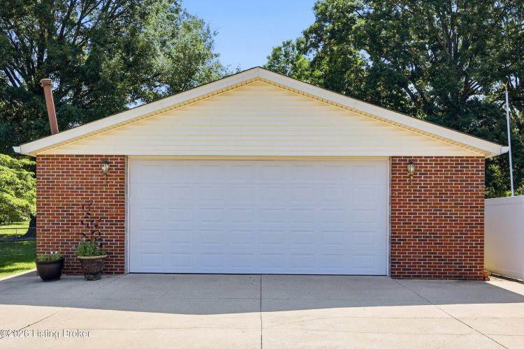 Listing Image 27