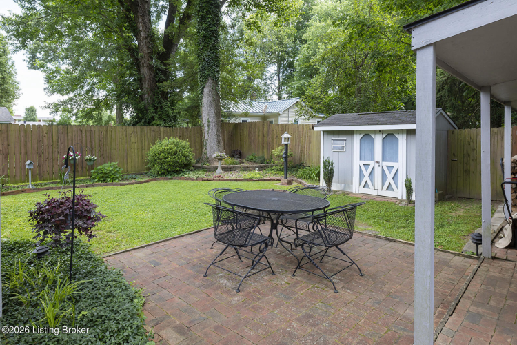 Listing Image 11