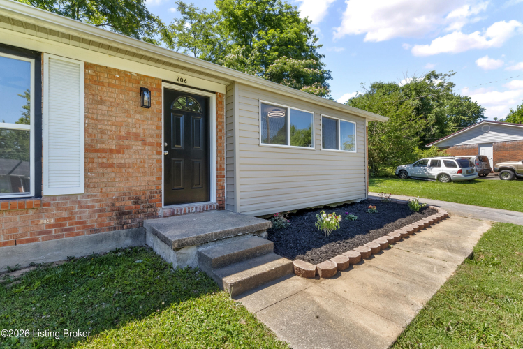Listing Image 12