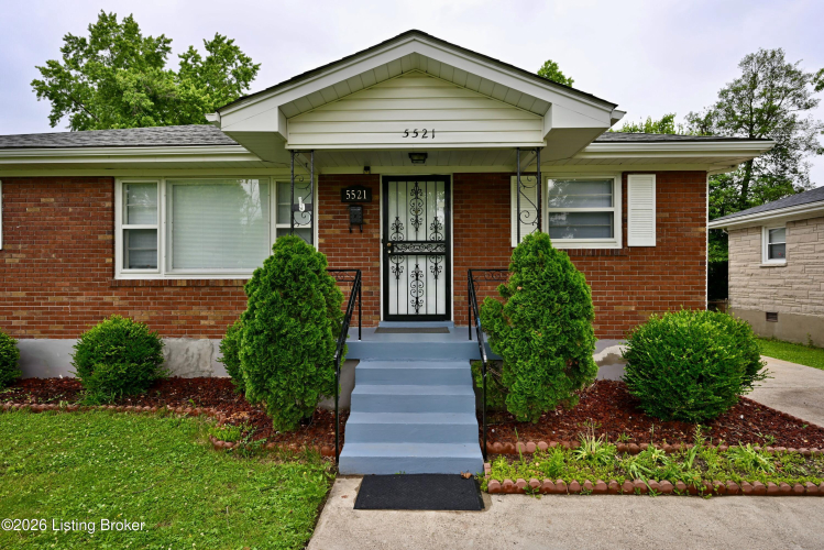 Listing Image 3