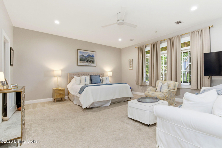 Listing Image 102
