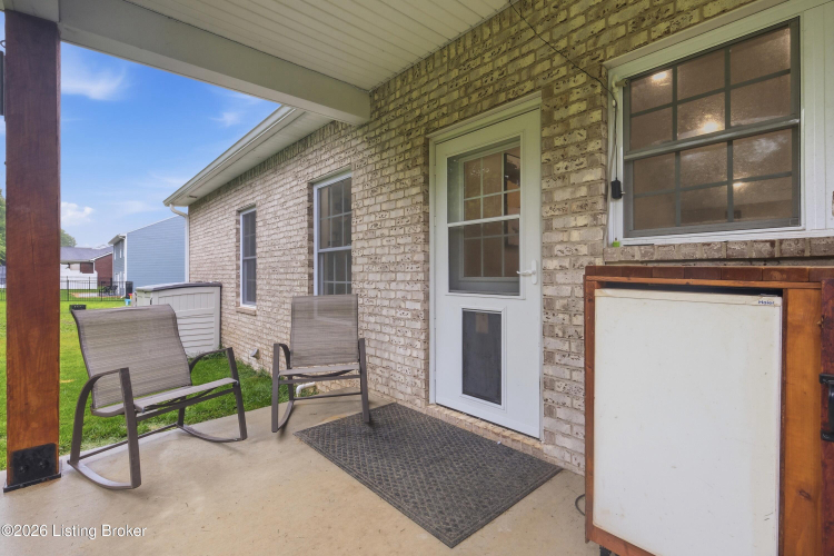 Listing Image 42