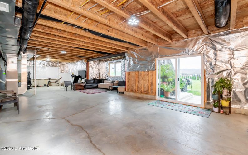 Listing Image 61