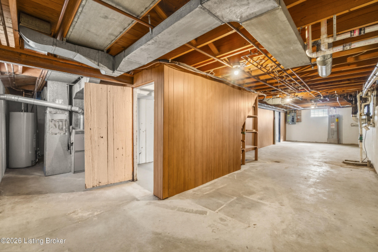 Listing Image 42