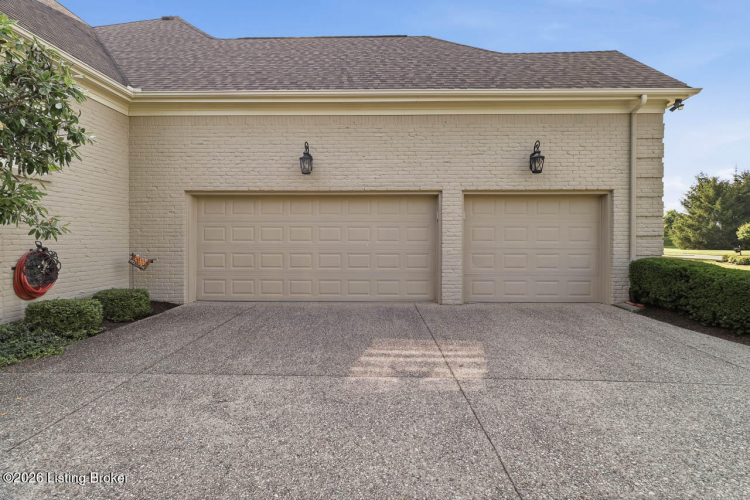 Listing Image 67