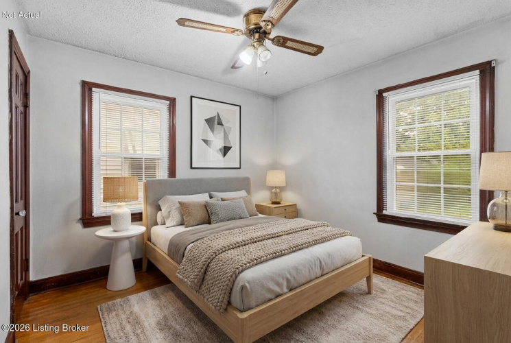 Listing Image 12