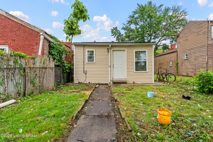 Listing Image 5