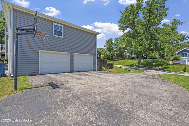 Listing Image 37