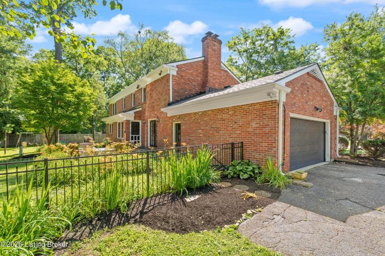 Listing Image 58