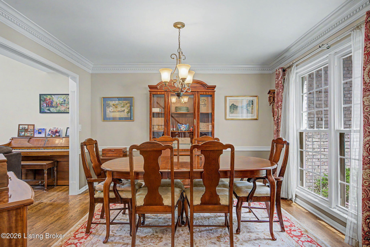 Listing Image 17