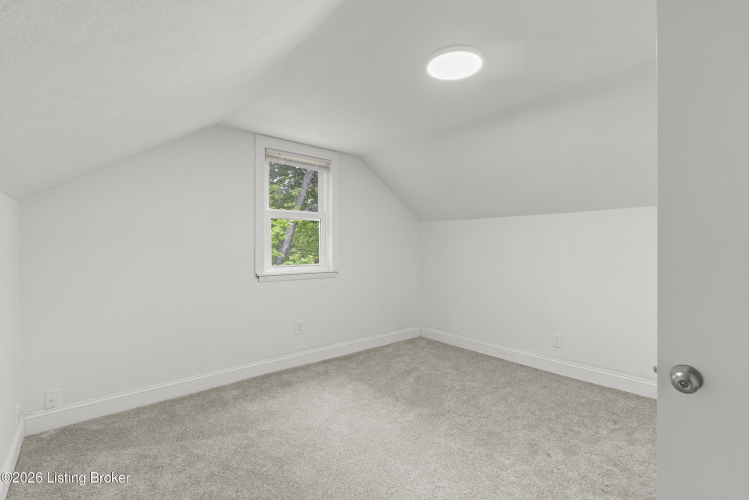 Listing Image 26