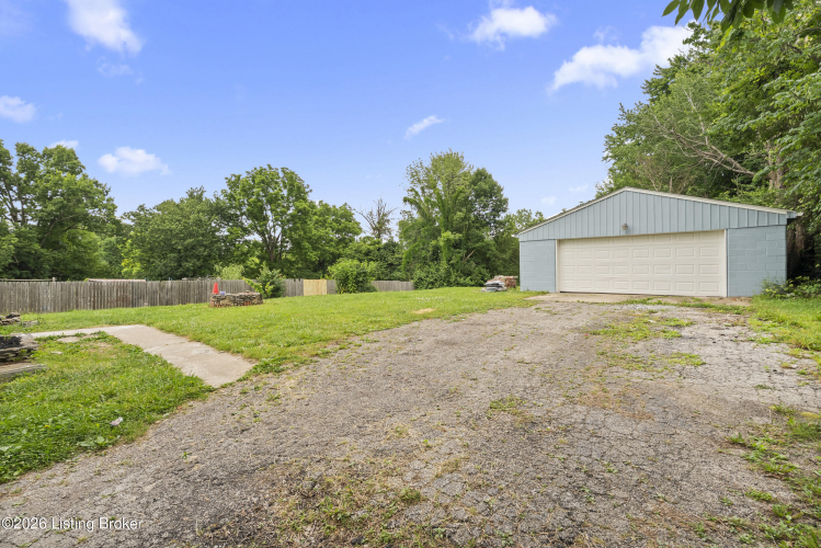 Listing Image 40