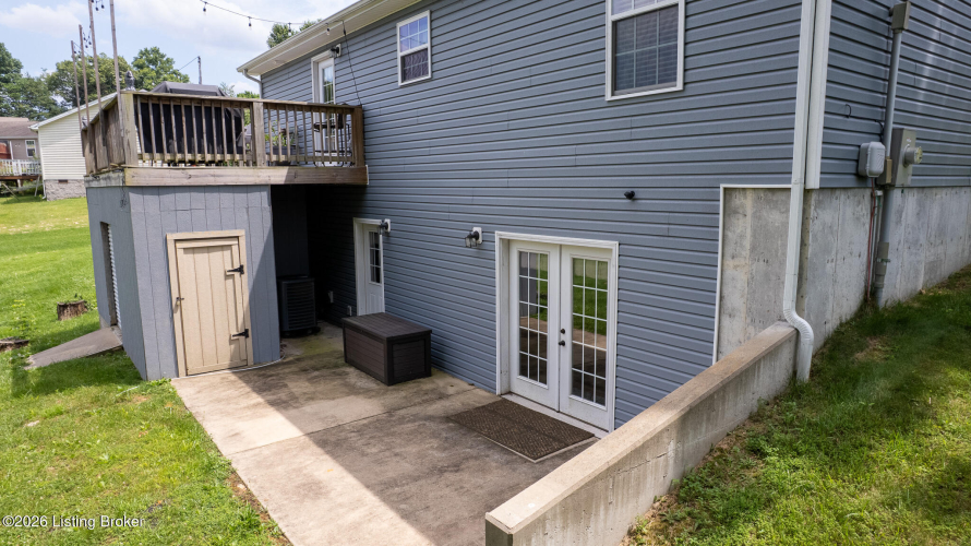 Listing Image 11