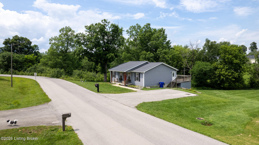 Listing Image 6