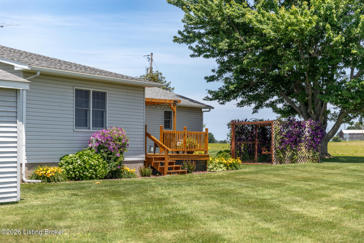 Listing Image 82