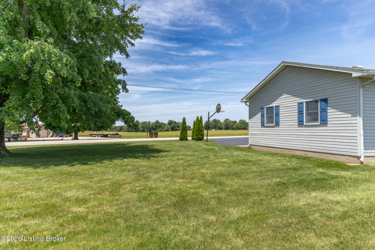 Listing Image 90
